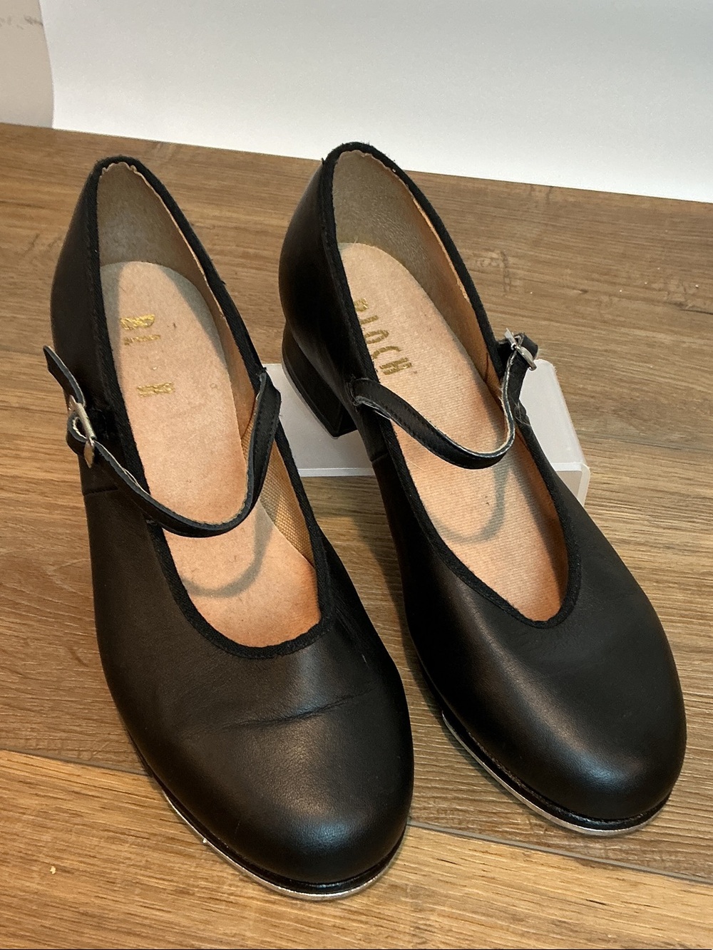 Bloch Techno tap women’s Black Mary Jane Tap shoes, Low Block Heels, size 9